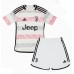 Juventus Replika Babykläder Borta matchkläder barn 2023-24 Korta ärmar (+ Korta byxor)